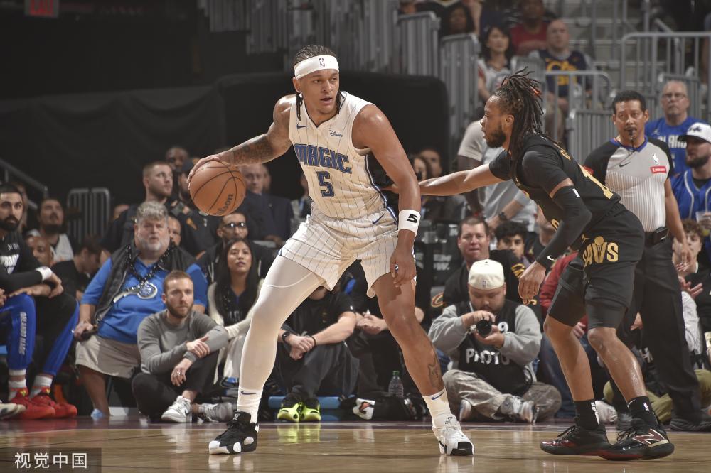 费拉拉抓住 费拉拉抓住