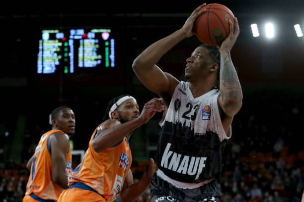 的信任感 的信任感