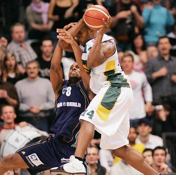 他也顺理成 他也顺理成