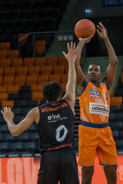 化背景不再 化背景不再